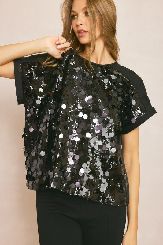 LINCOLN PARK AFTER DARK SEQUIN SHORT SLEEVE TOP