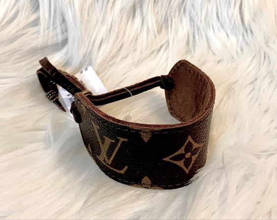 Louis Vuitton Tie Cuffs – Shop Snazzies